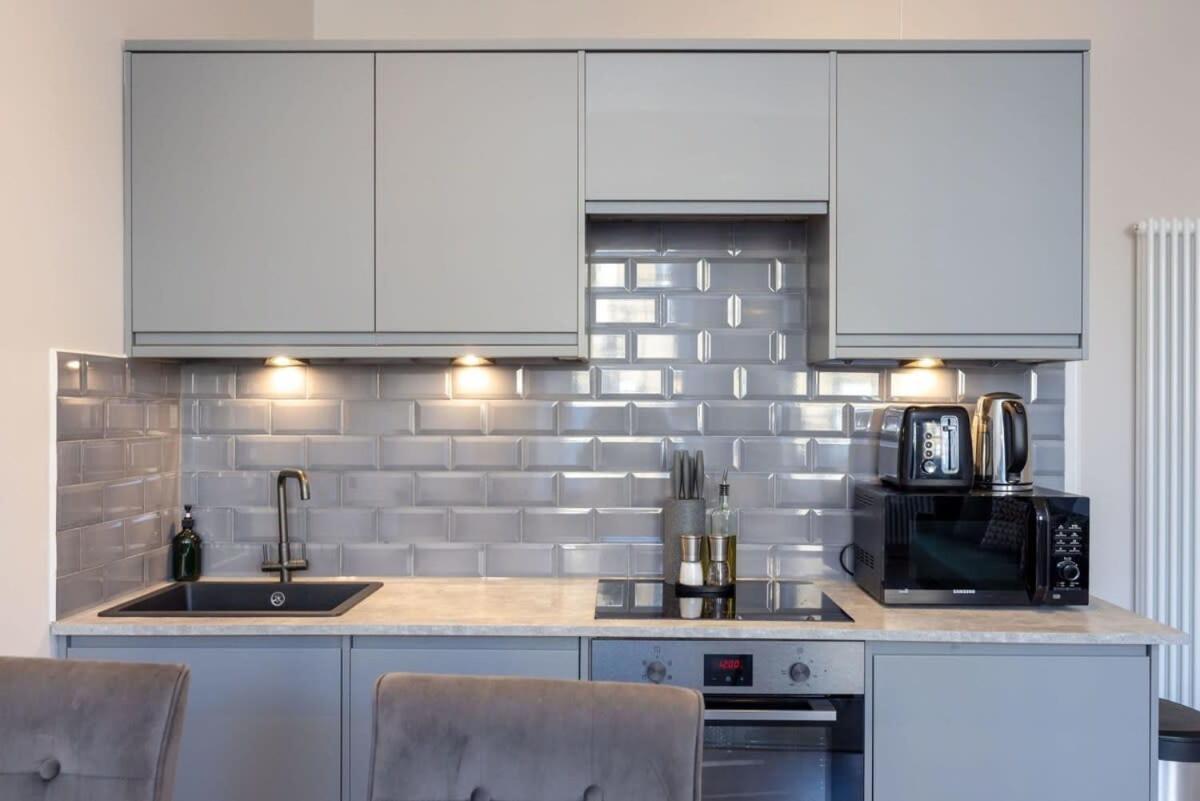 Dragon Suites - Edinburgh City Centre 2 Bed Apartment Ngoại thất bức ảnh
